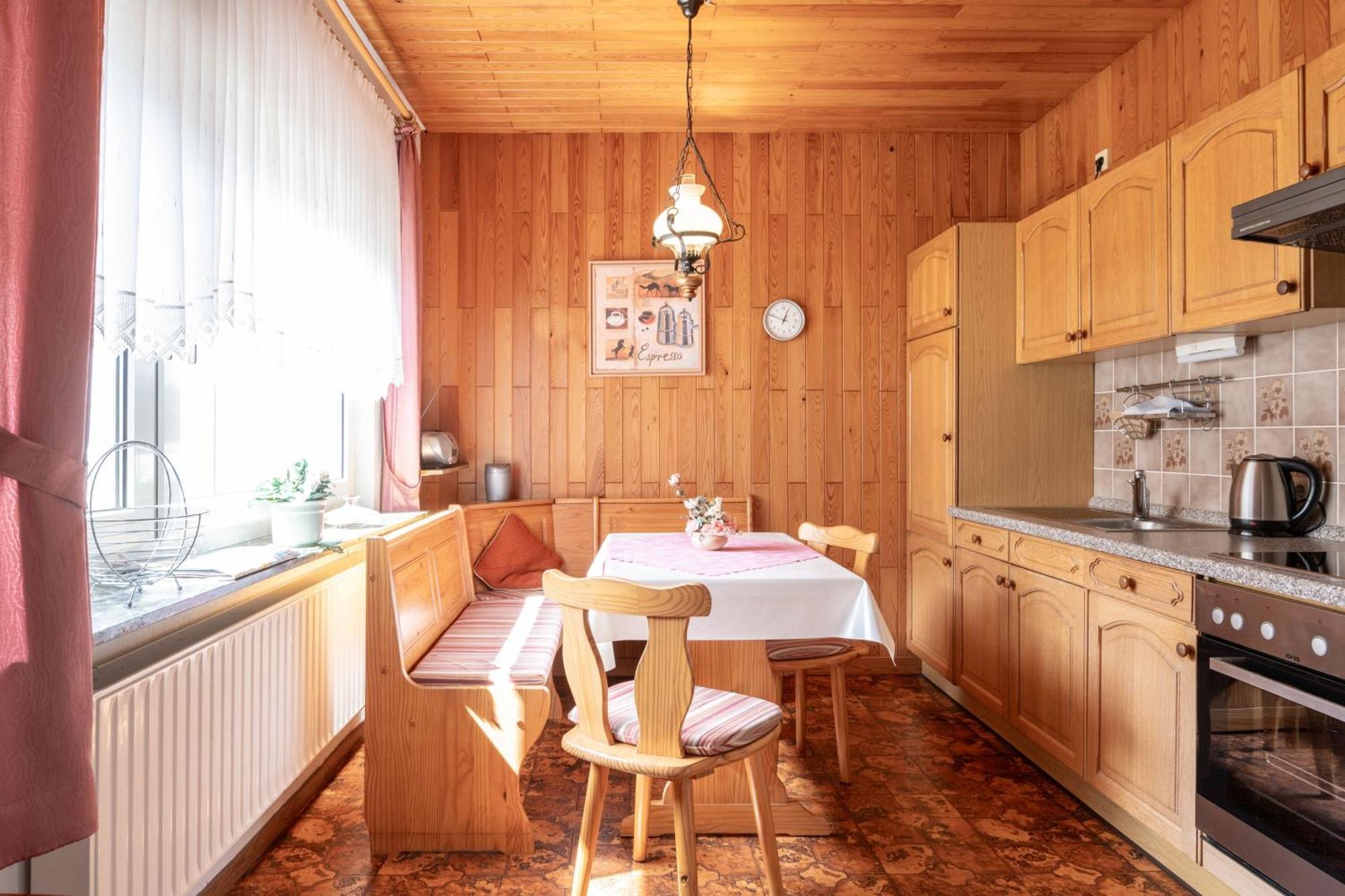 Ferienwohnungen Engelmann, 35107 Holtland Buitenkant foto